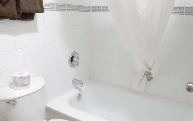 Canadas Best Value Inn and Suites Fernie