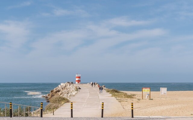 Beautiful 3 Bed Apartment in Nazare