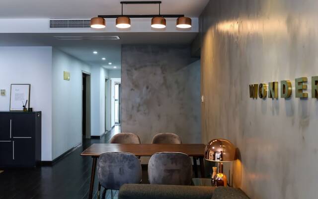 Wonderoom Design Apartment on the Bund