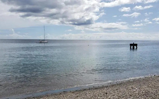 Roseau Hostel And Beach Front Property