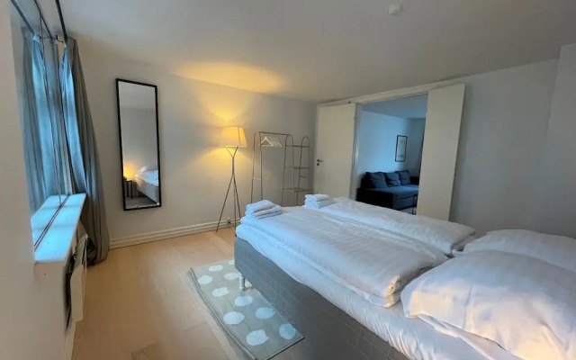 Stylish Apartment - View of The Marble Church