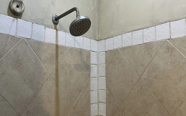 R Residence Jakarta