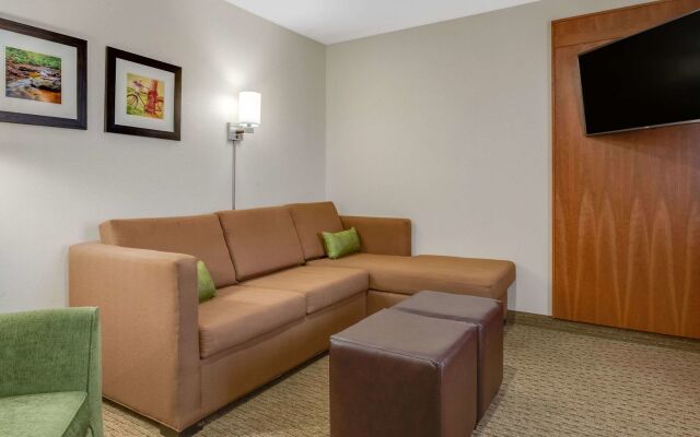 Comfort Inn Millersburg