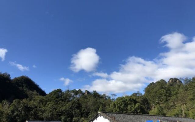 Ruoshanbei Homestay