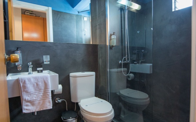 Aliki Hotel