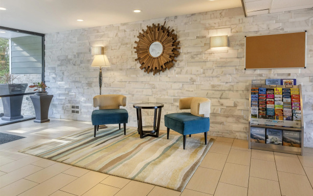 Best Western Long Beach Inn