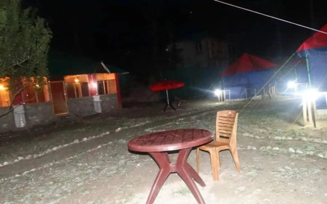 Tirthan Holidays Camp & Cottages