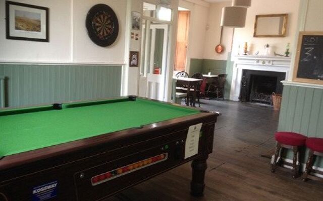 The Somerset Arms