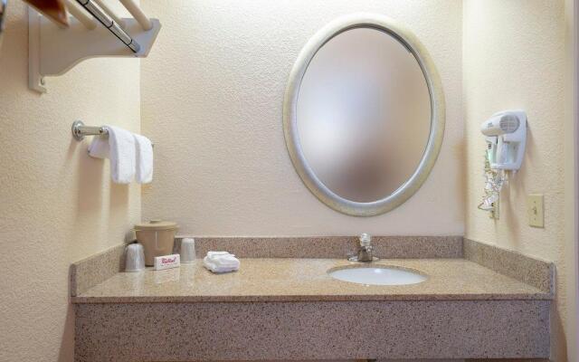 Red Roof Inn Greenville