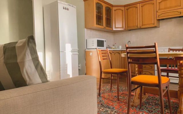 Рядом➤ Просторная квартира у клиники АМАЭ