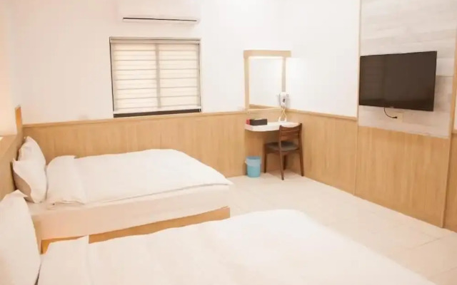Yellow Mountain Homestay