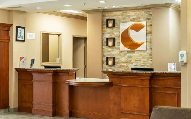 Comfort Inn & Suites