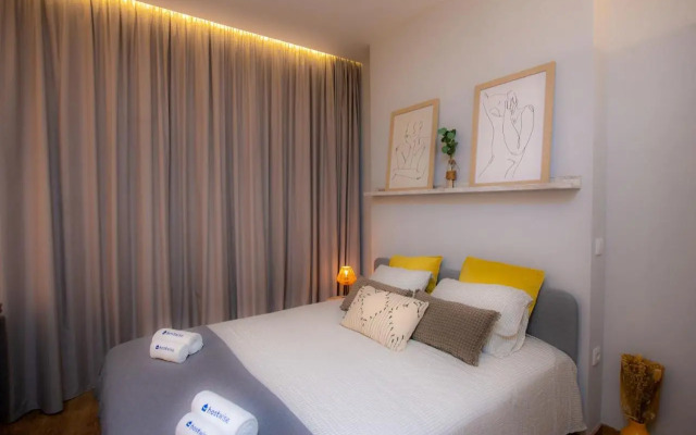 Charming Central Studio with AC