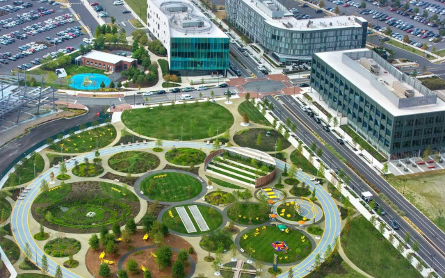 Courtyard Philadelphia South at The Navy Yard