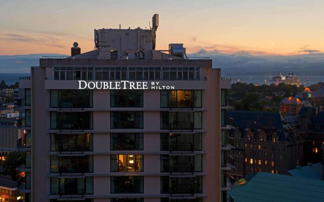 DoubleTree by Hilton Hotel & Suites Victoria