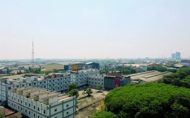 Comfortable and Clean Studio at The Oasis Apartment