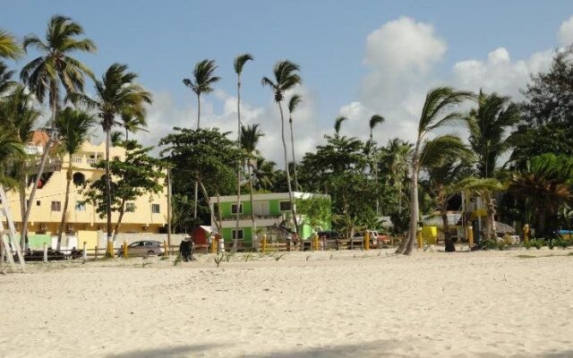 Tako Beach Rooms