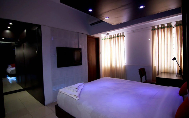 Hotel Tropical Daisy