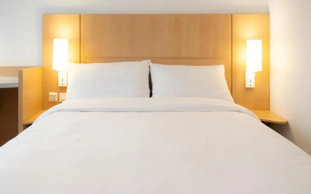 B&B HOTEL Kielce Centrum