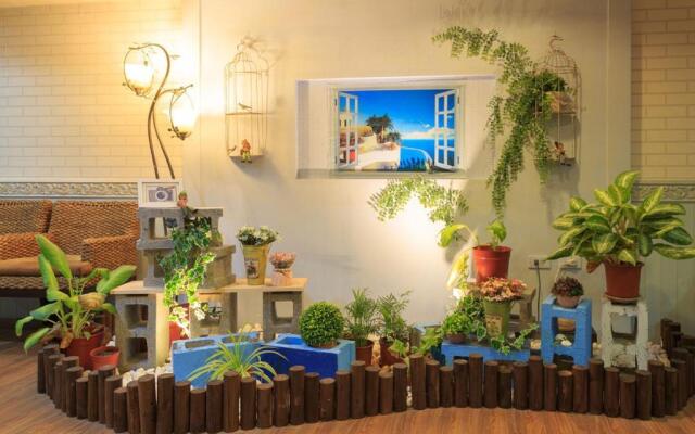 Easy Stay Hostel