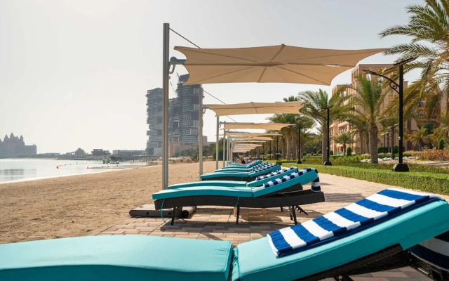 Stunning 2BR Apt Palm Jumeirah