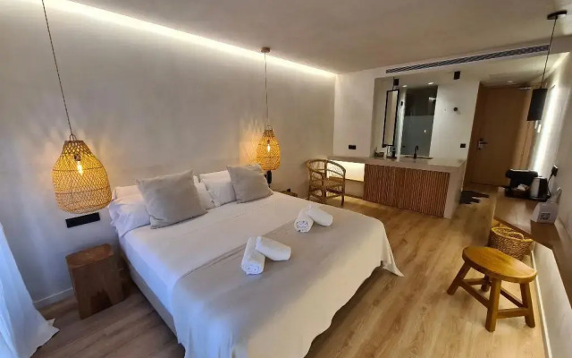 S´Estancia Suites