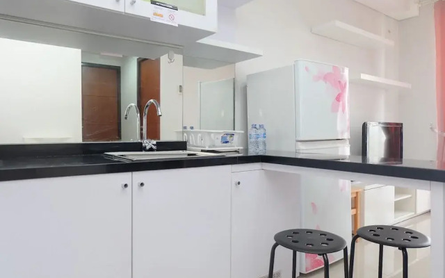 Elegant And Comfort 2Br Apartment At Royal Olive Residence