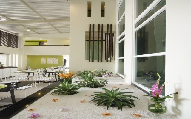 Sala@ Hua Hin Service Apartment and Hotel