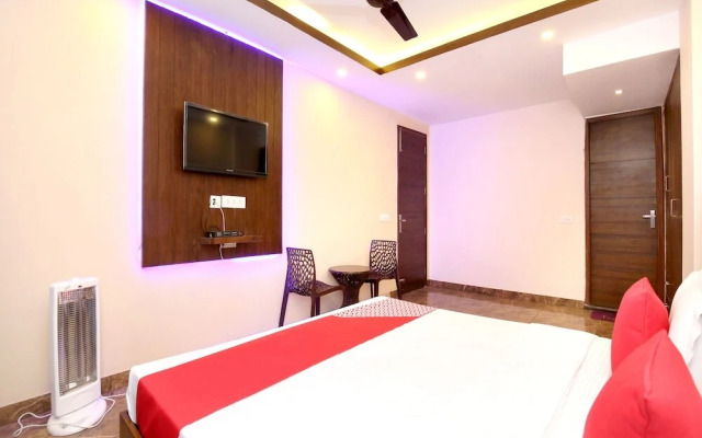 OYO 12324 Home Luxury 2BHK Kasauli