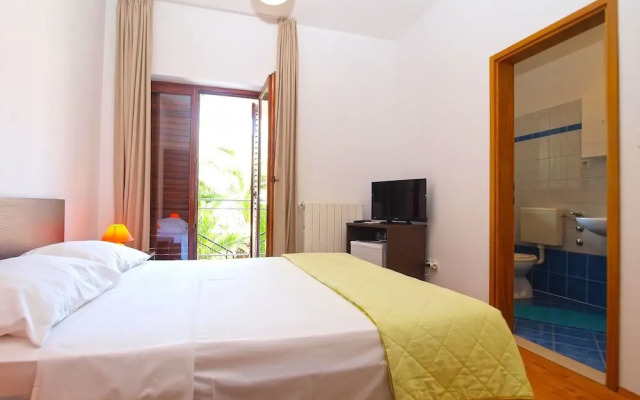 Rooms Ivica 1452