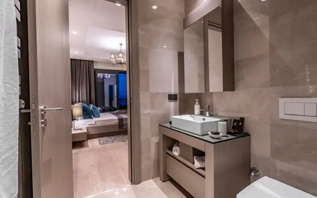 Red Rock Hotel & Suites By Selseve