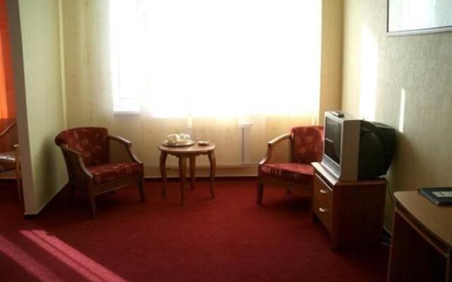 Hinotel