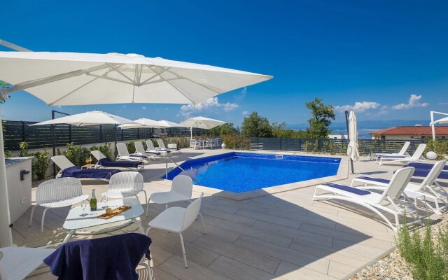 JAZZ at Rova Apartment Lun