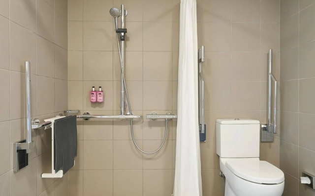 MOXY London Heathrow Airport