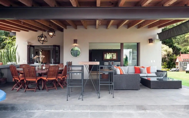 Villa Camila Unmatched Lake Views