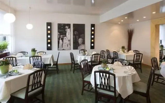 Kress Hotel