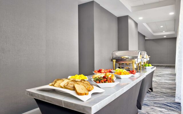 DoubleTree by Hilton Davenport