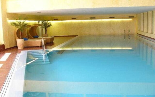 Quadratscha Hotel