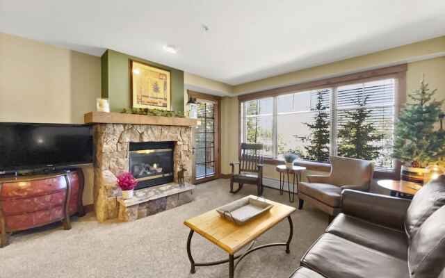 Mountain Thunder Lodge 1213 1 Bedroom Condo by RedAwning