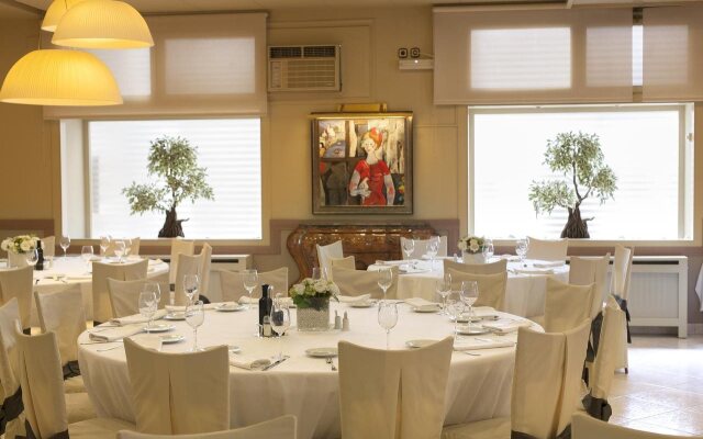 Hotel Pirineo Figueres by Pierre and Vacances