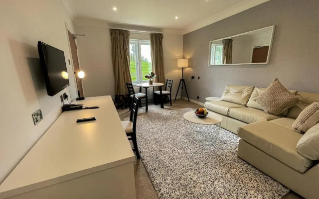 Lancaster House Hotel