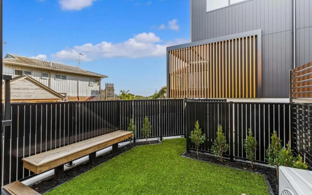 Modern 2BR Townhouse in Mission Bay