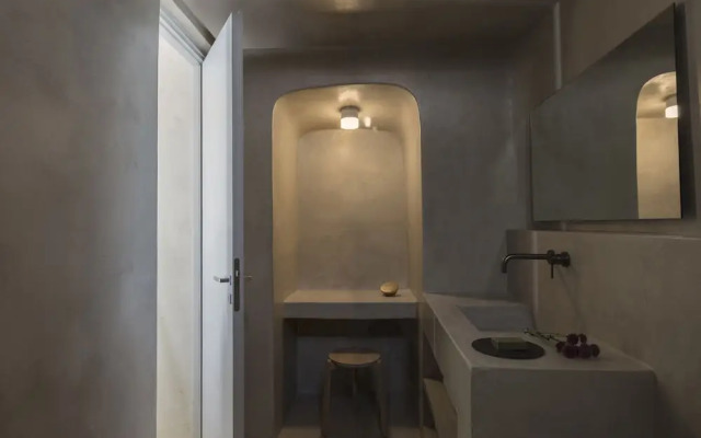 Aesthesis Boutique Villas Fira