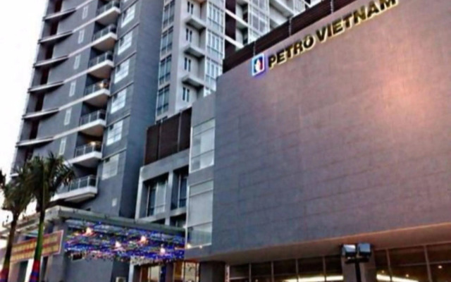 Petro Hotel