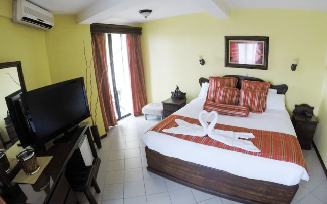 Lucky's Hotel y Casino