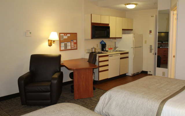 Candlewood Suites - Syracuse Airport by IHG