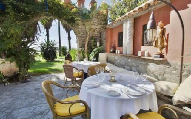 Beach Hotel Dos Mares