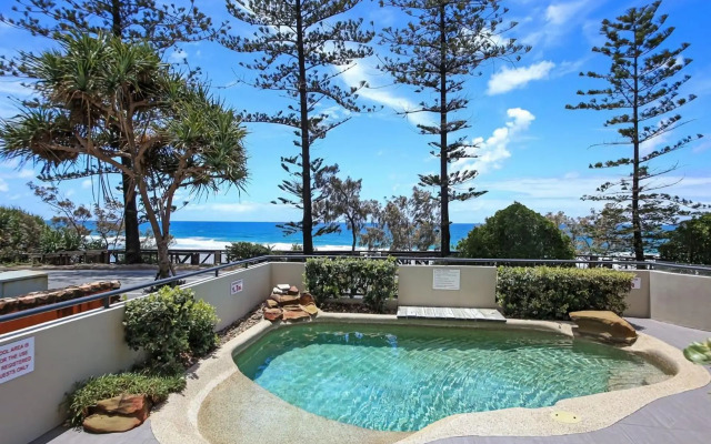 Unit 9 'The Rocks', Coolum Beach