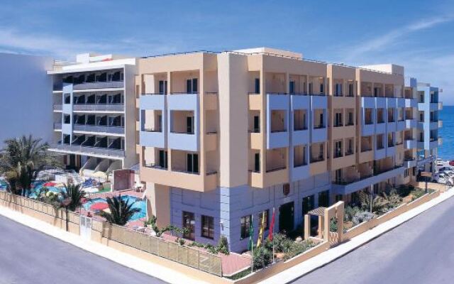 Lefkoniko Complexbeach And Bay