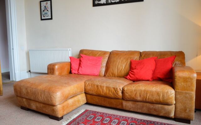 Comfy 1 Bedroom Apartment in City Centre
